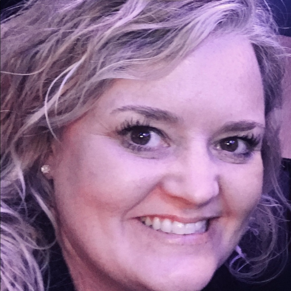 Meet your Posher, April
